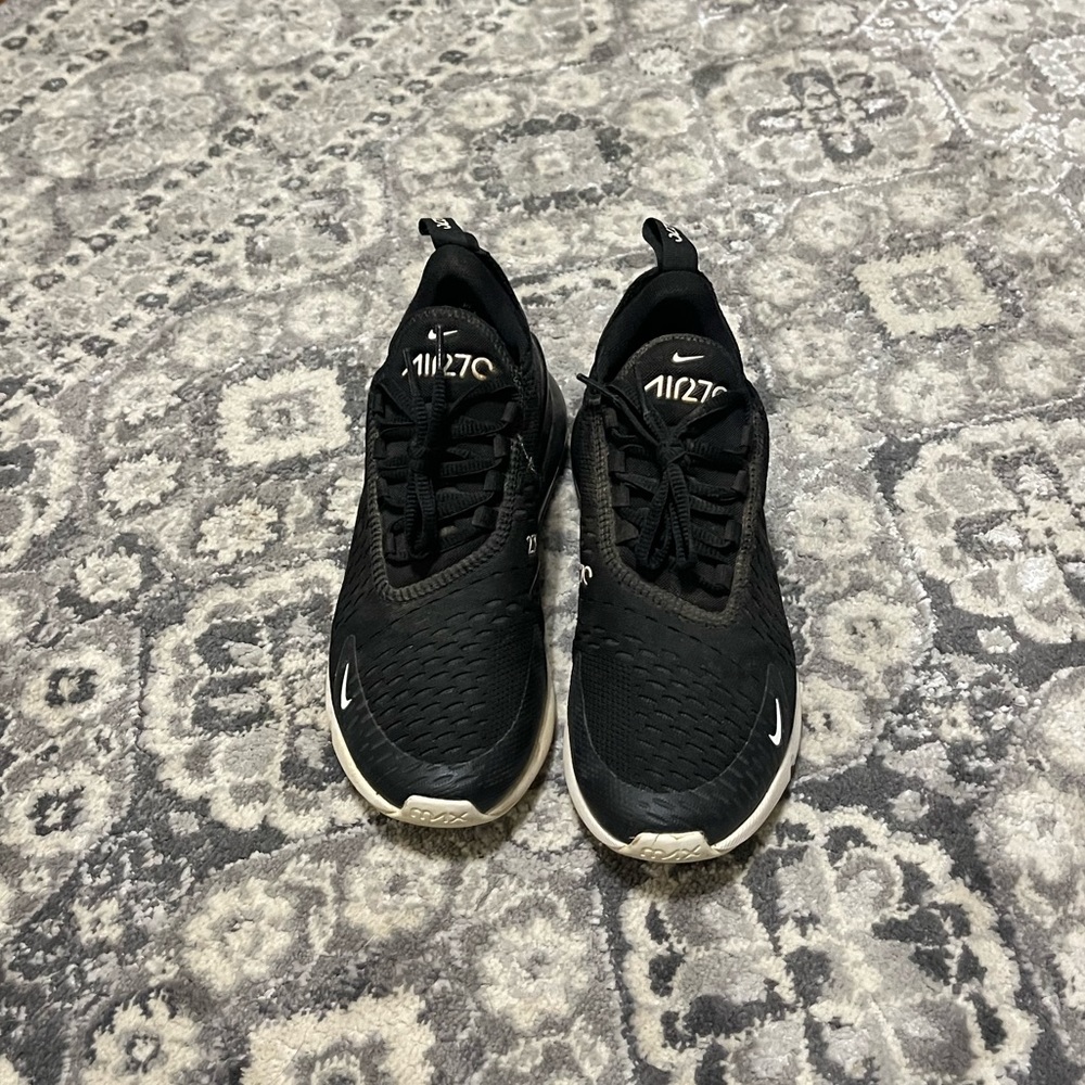 Nike air max 270, women’s size 8